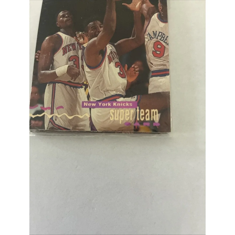 1993-94 Stadium Club - Super Teams‎ Division Winners Knicks 11 Card Sealed Set